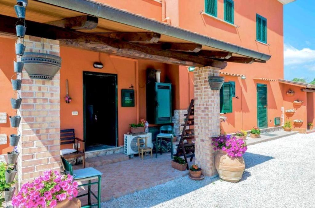La Locanda Di Andrea Il Pescatore Bed & Breakfast Borgo Montenero Exterior photo