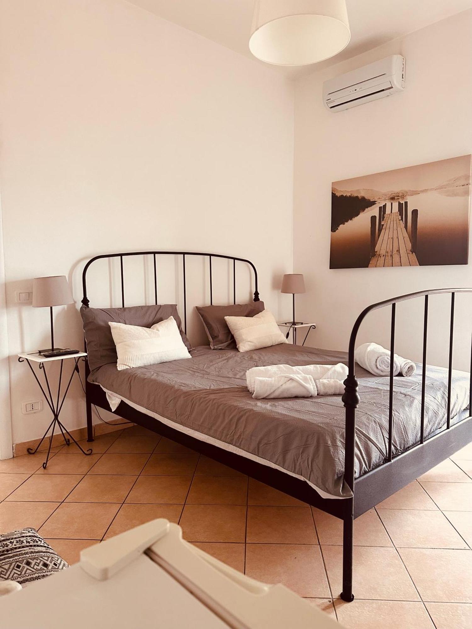 La Locanda Di Andrea Il Pescatore Bed & Breakfast Borgo Montenero Exterior photo